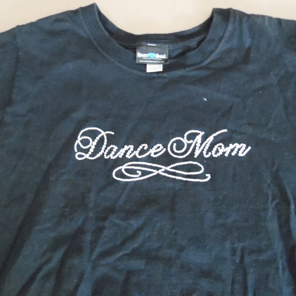 dance mom t shirt size small
